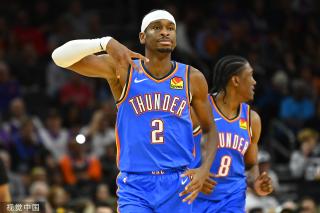 曼城依然保 曼城依然保