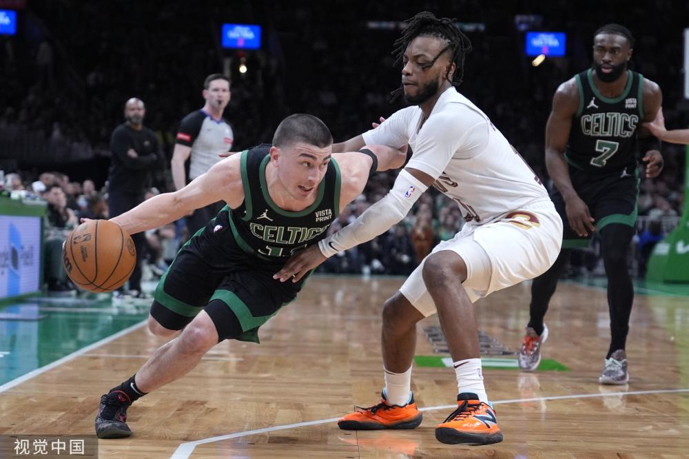 他多次通过 他多次通过